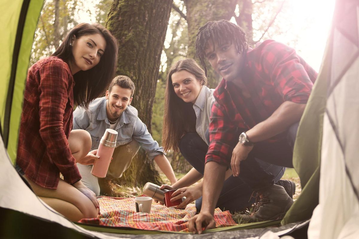 Ne manquez plus d'énergie avec le panneau solaire pour le camping