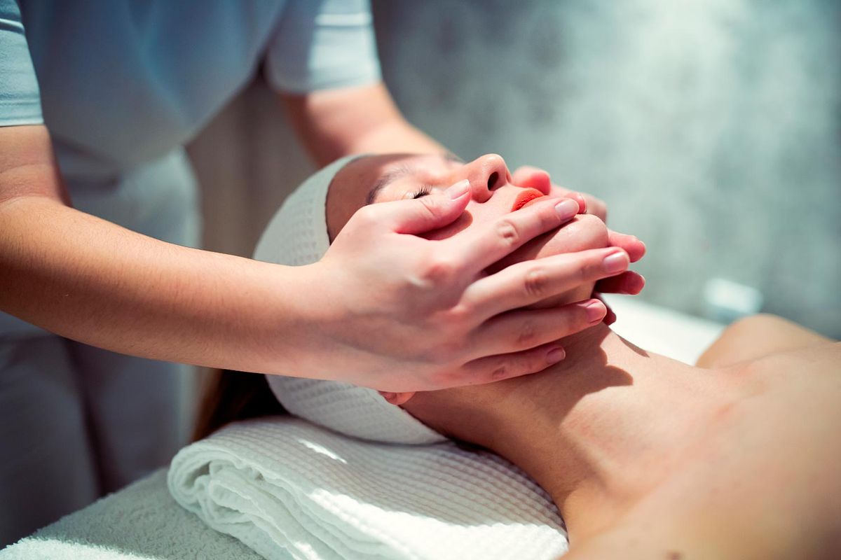 10 Techniques de massage anti-stress à essayer dès maintenant