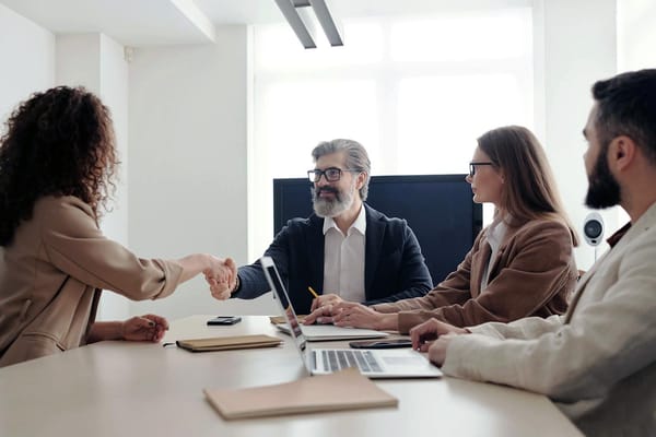 GPT4 pour les métiers du fiscal, du juridique et des ressources humaines