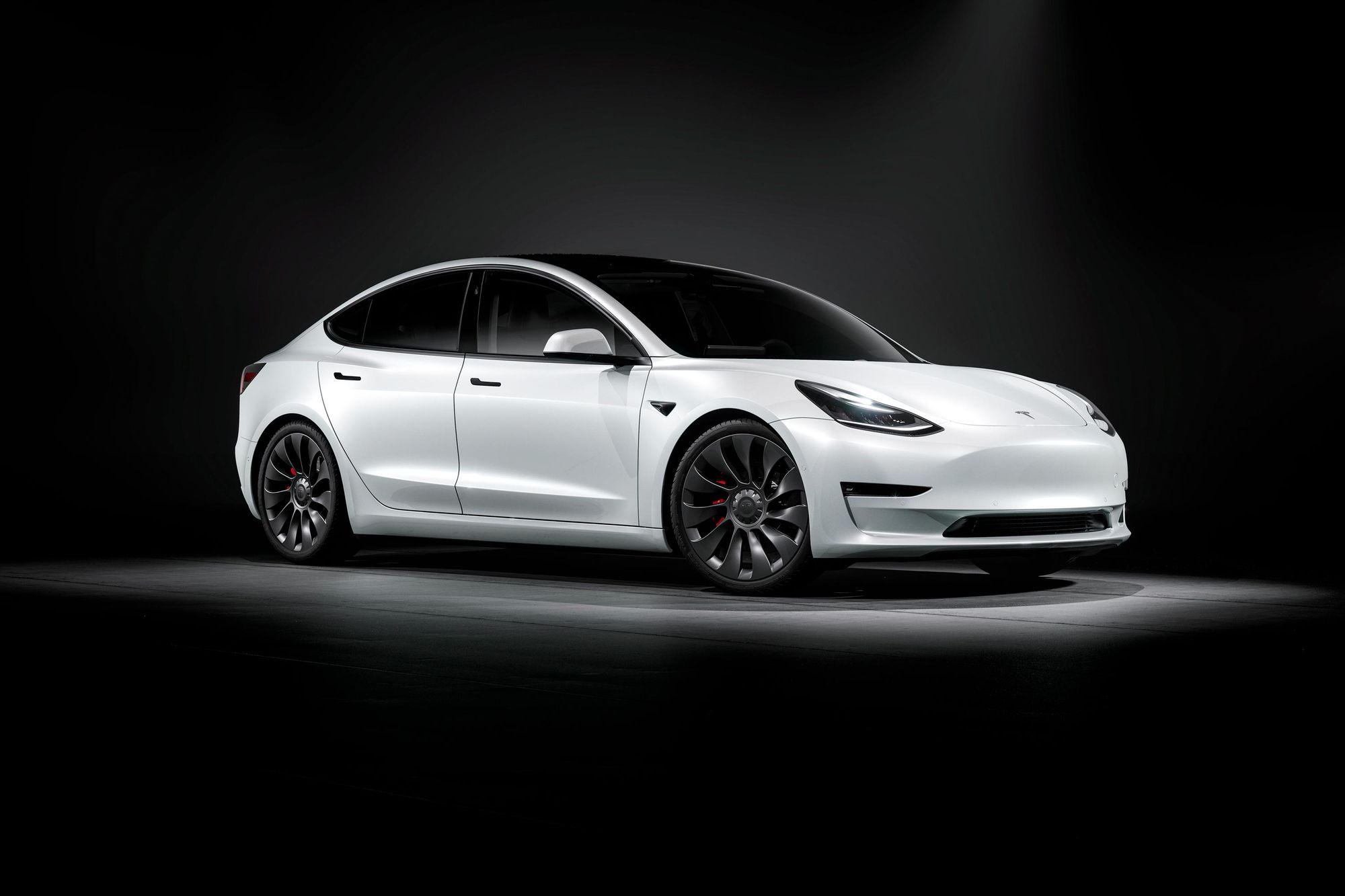 Tesla Model 3 Performance ©Tesla