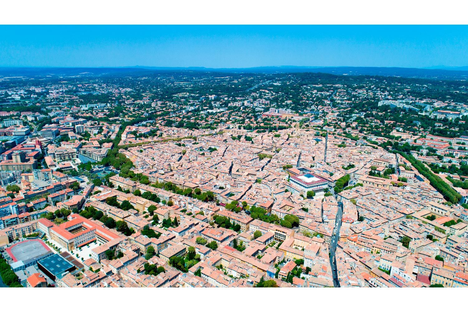 Aix-en-Provence - Photo © Altitude Drone